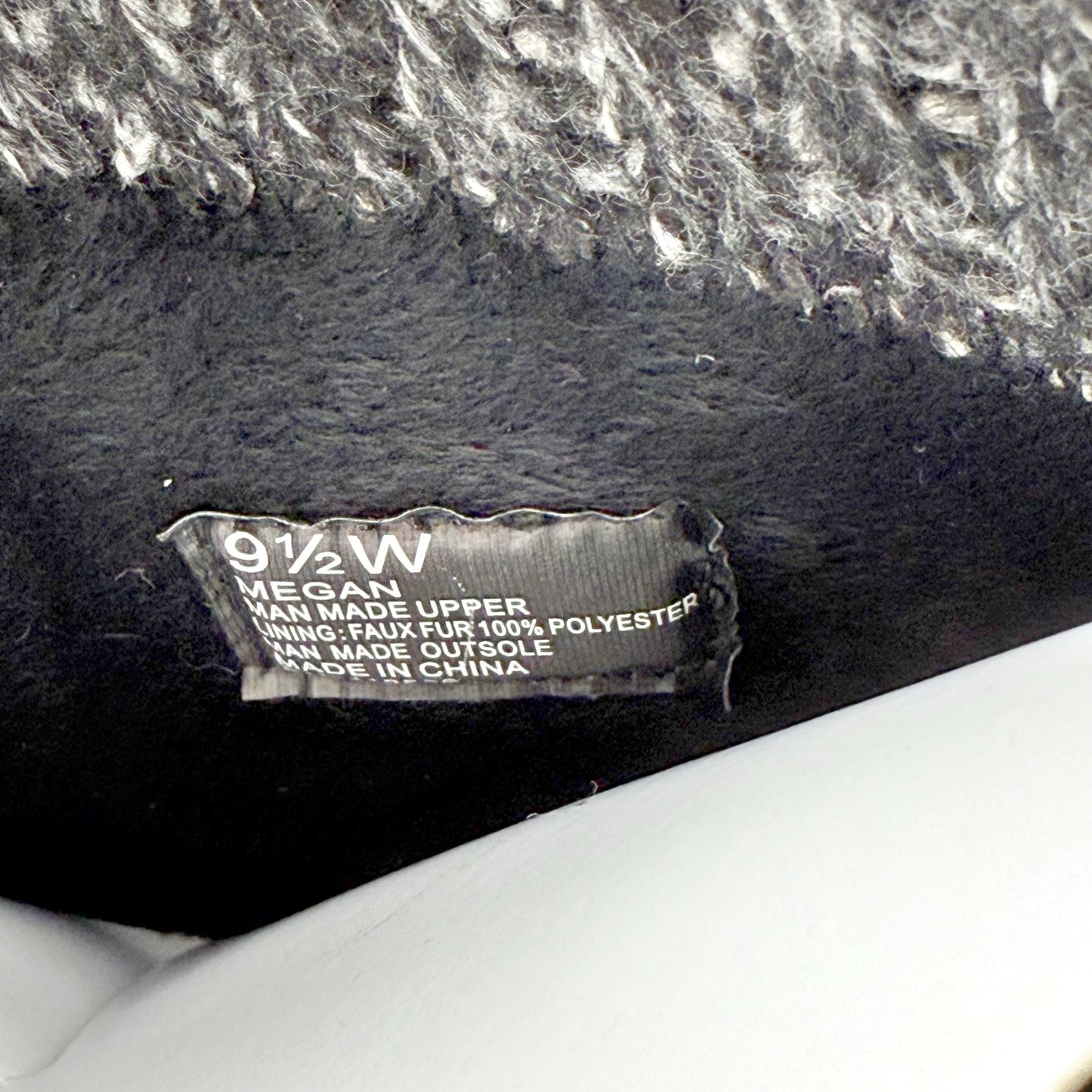 Khombu Womens Megan Snow Boots US 9.5 Wide White Black Waterproof NIB