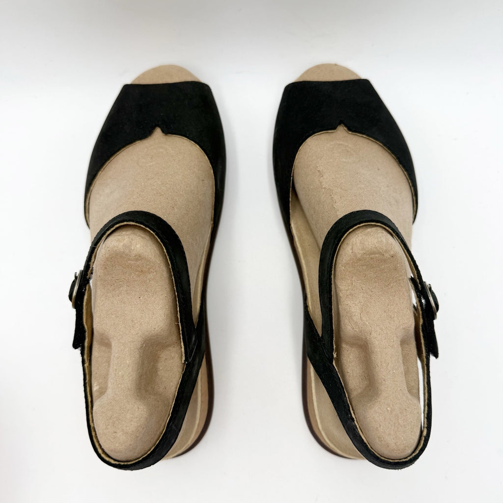 Dansko Womens Cass Flat Sandals EU 38 US 7.5-8 Black Suede NWOB