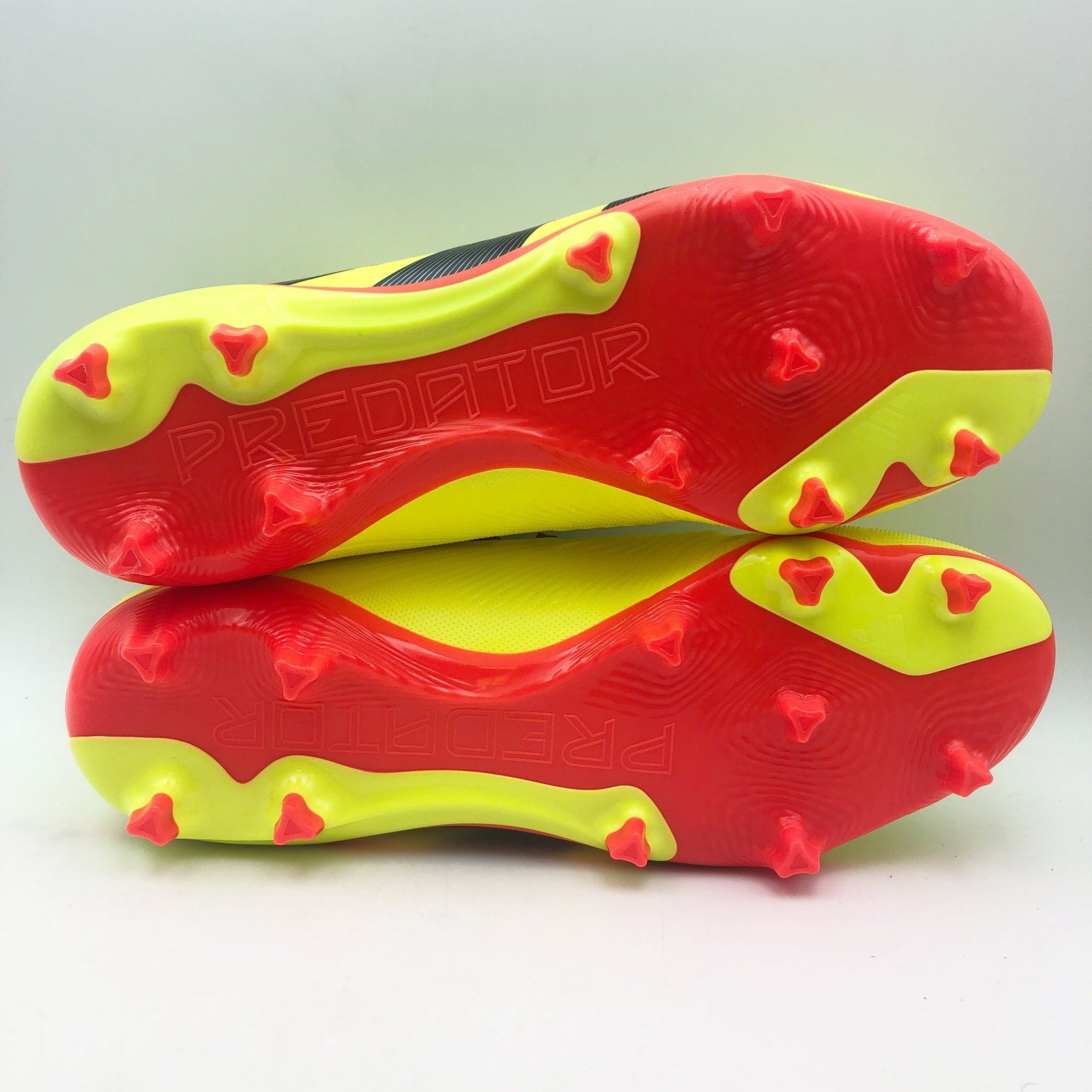 Adidas Men's Predator League Mid Soccer Cleats Size 8 Yellow Black NWOB