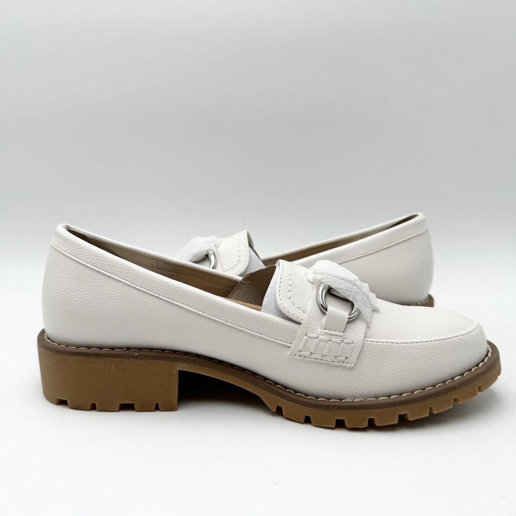 DV by Dolce Vita Womens Chressly Loafers Size 6.5 White Vegan Leather NWOB
