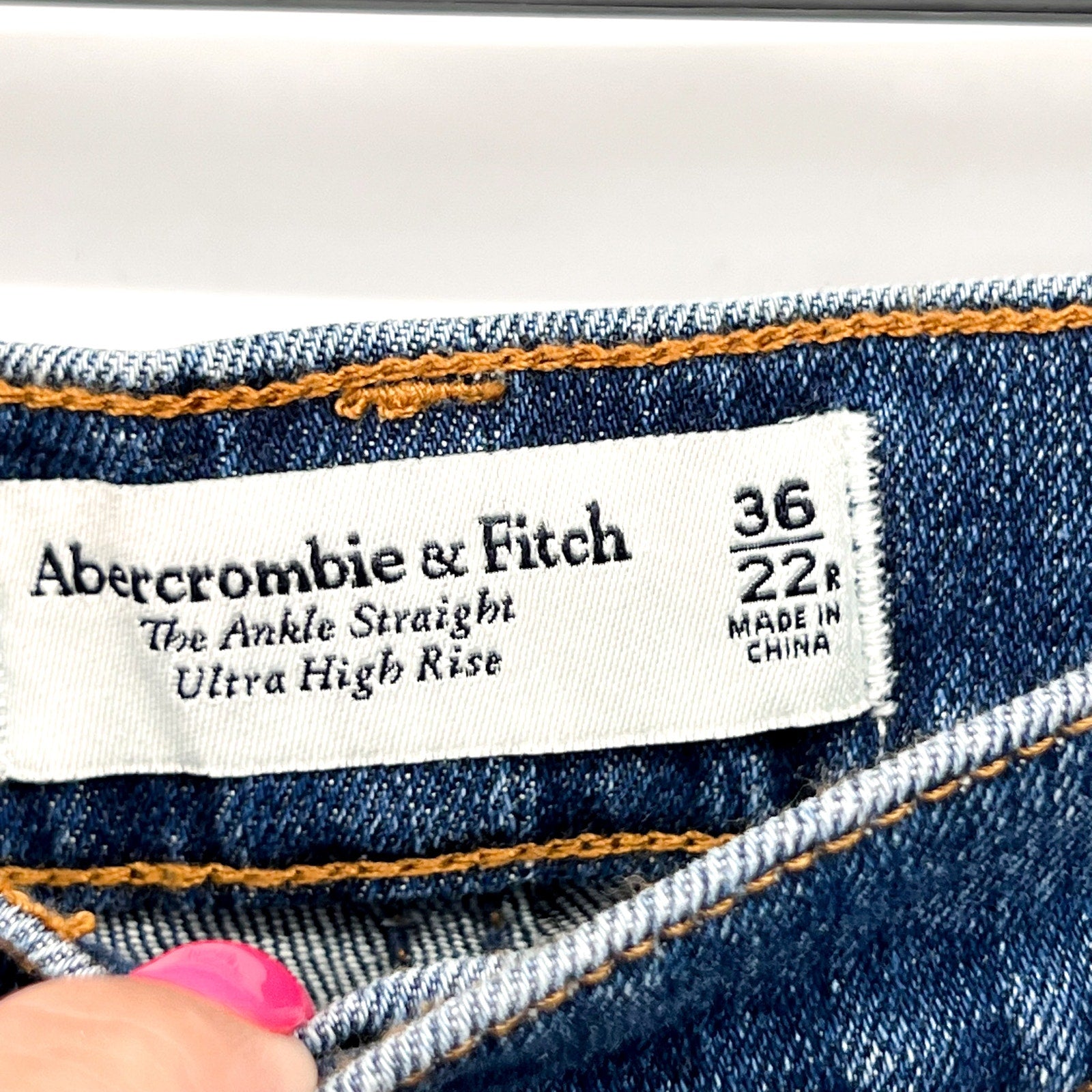 ABERCROMBIE & FITCH Women Ultra High Ankle Straight Jeans Size 36 US 22 Blue NWT