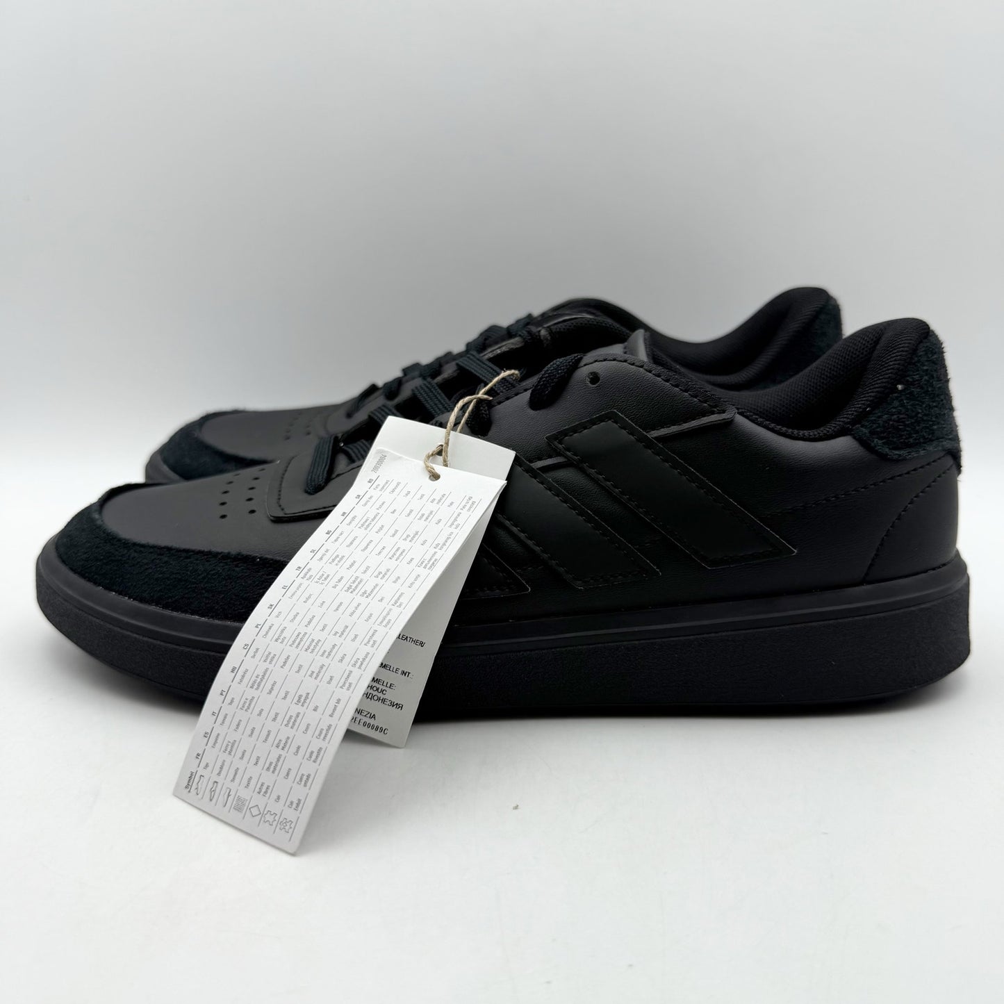 Adidas Kids Court Block Tennis Sneakers US 6.5 Black Vegan Leather NIB