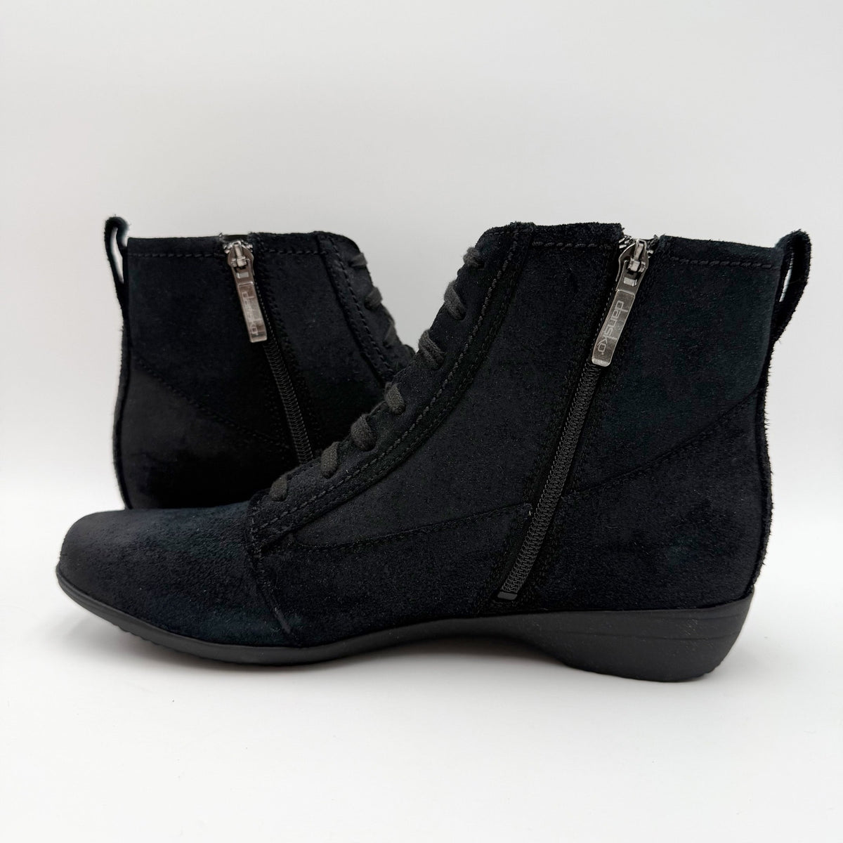 Dansko Womens Fergie Ankle Booties EU 39 US 8.5-9 Black Suede Boots NWOB