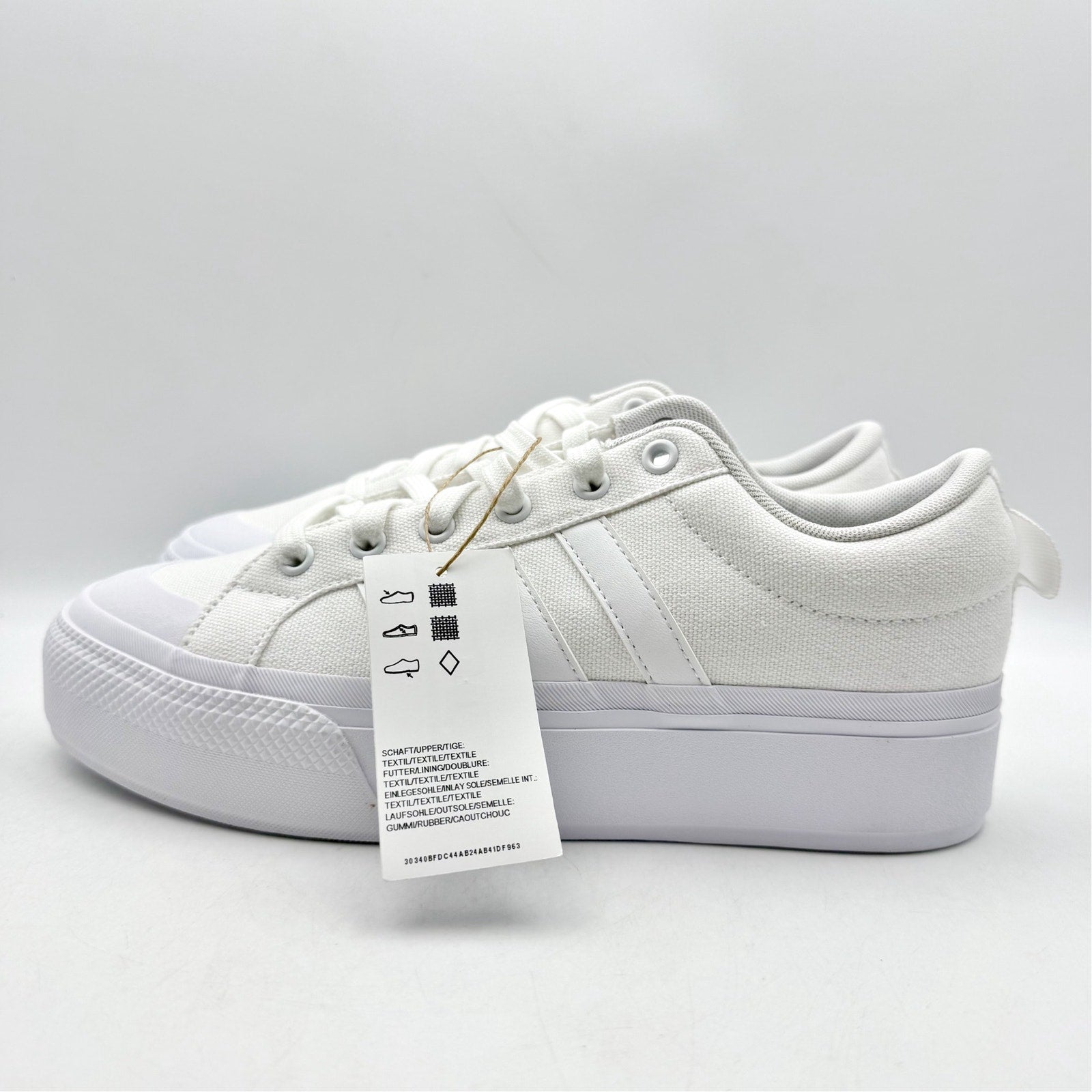 Adidas Womens Bravada 2.0 Skateboard Platform Sneakers US 8.5 White NWT