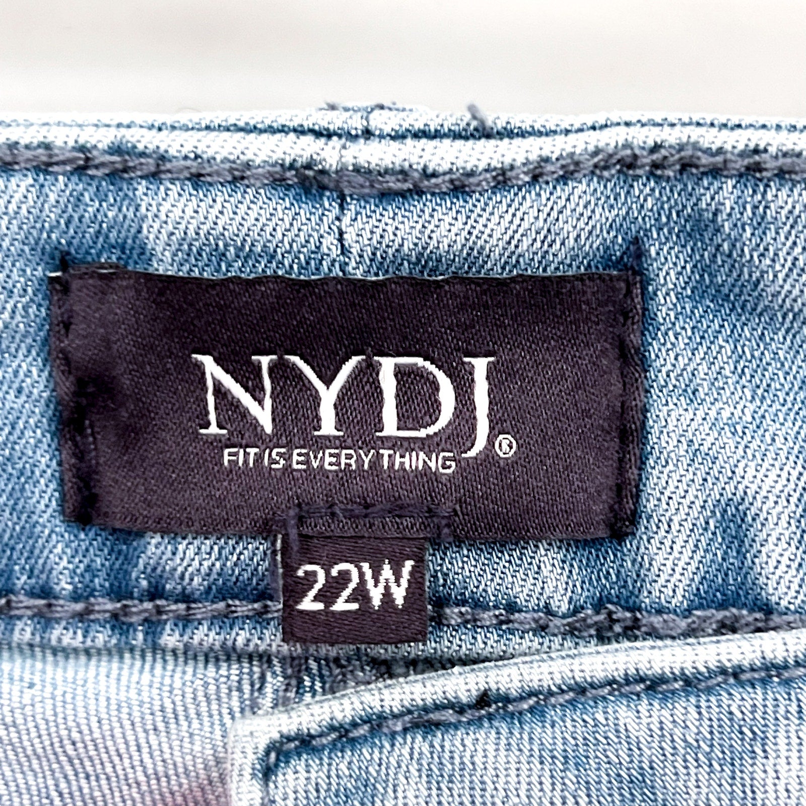 NYDJ Womens Margot Girlfriend Jeans Size 22W Kingston Blue NWT