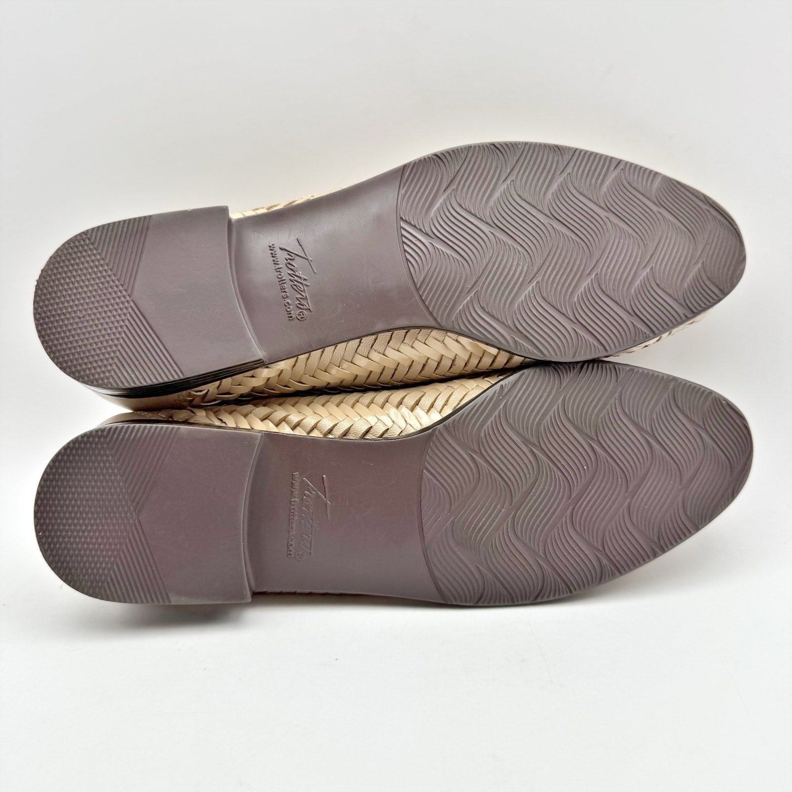 Trotters Womens Liz III Loafers 7.5 NARROW Brown Woven Leather Slip-On NWOB