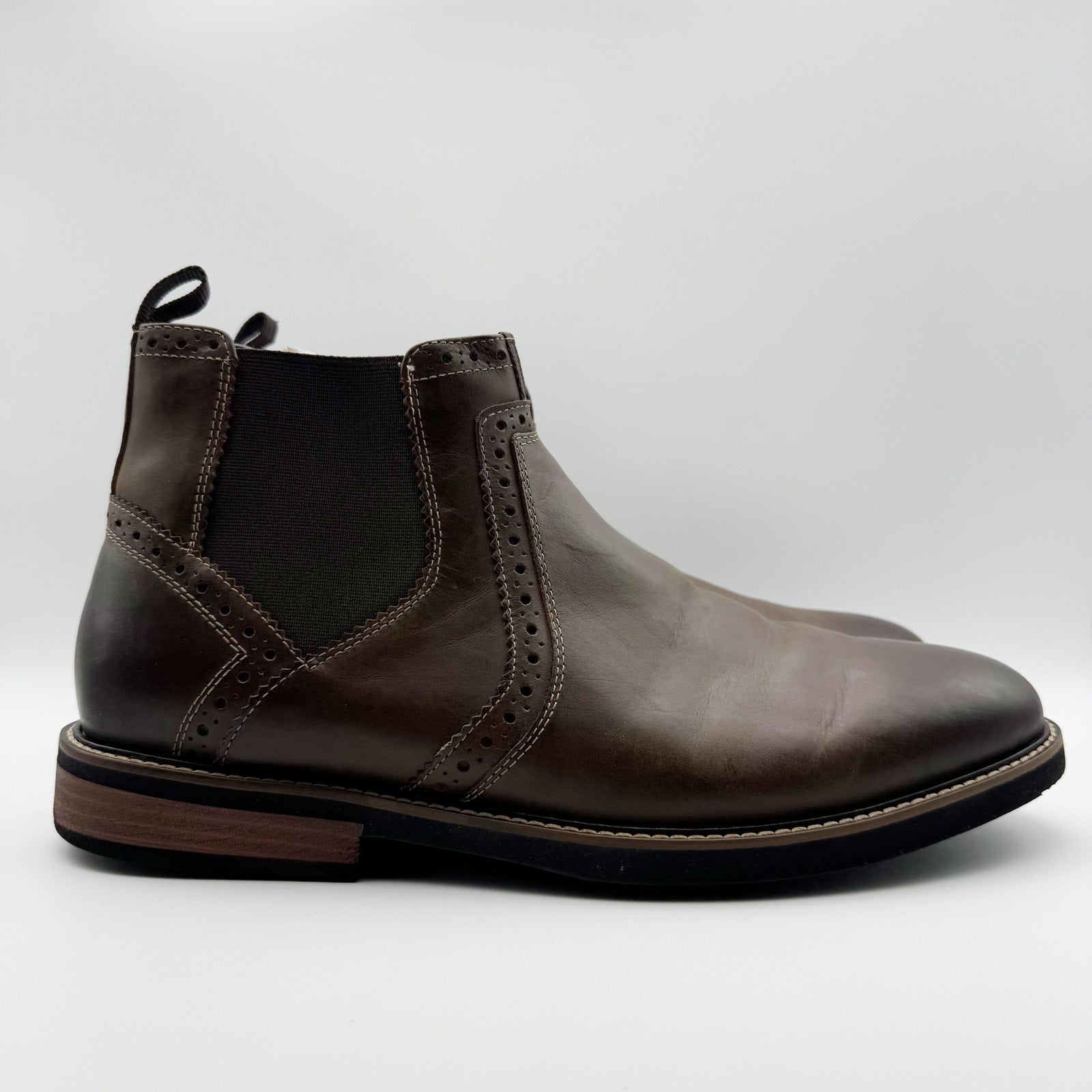 Nunn Bush KORE Womens Otis Chelsea Boot Size 11 M Brown Leather Plain Toe NIB