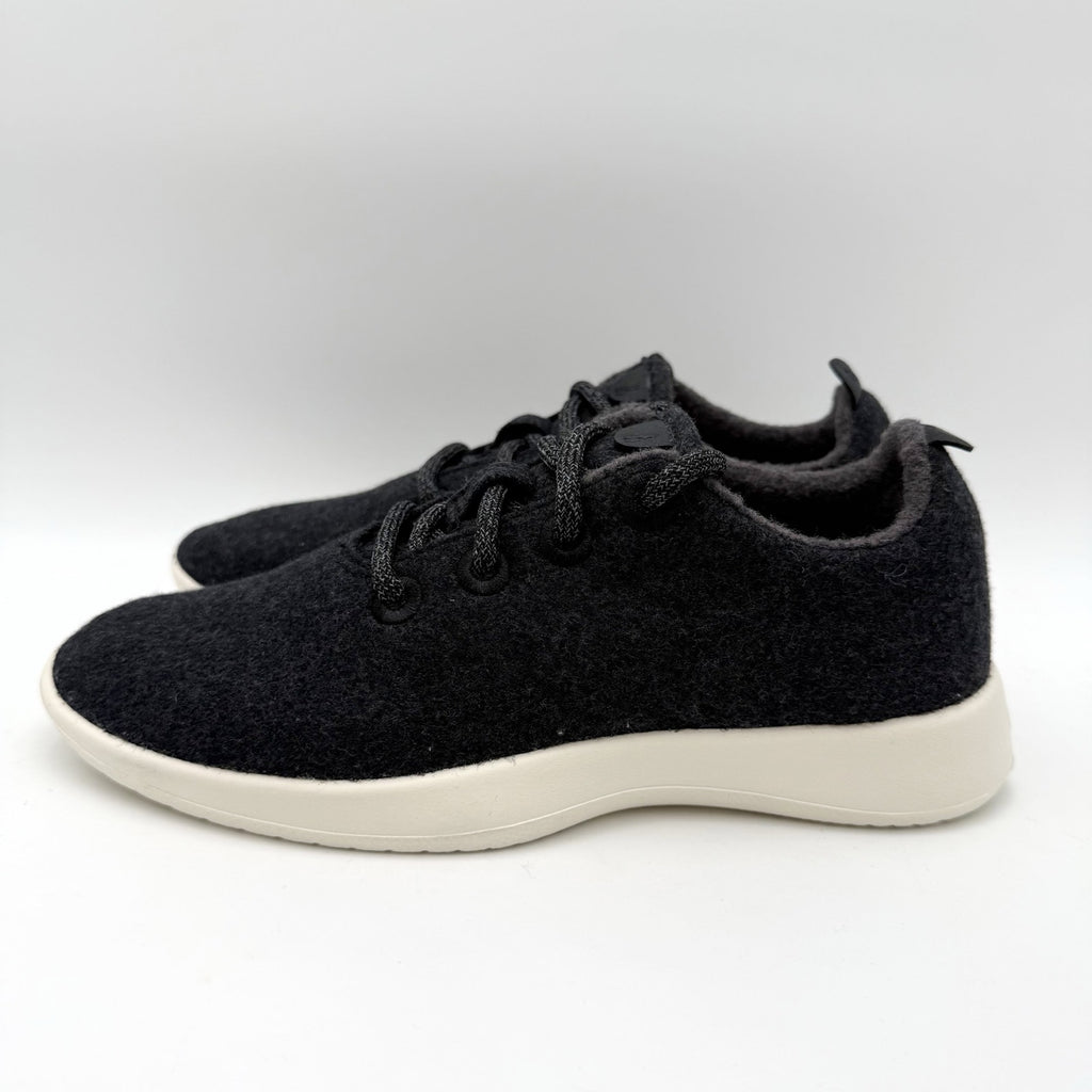 AllBirds Womens Wool Runner Sneakers US 7 EU 37 Black Athletic NIB