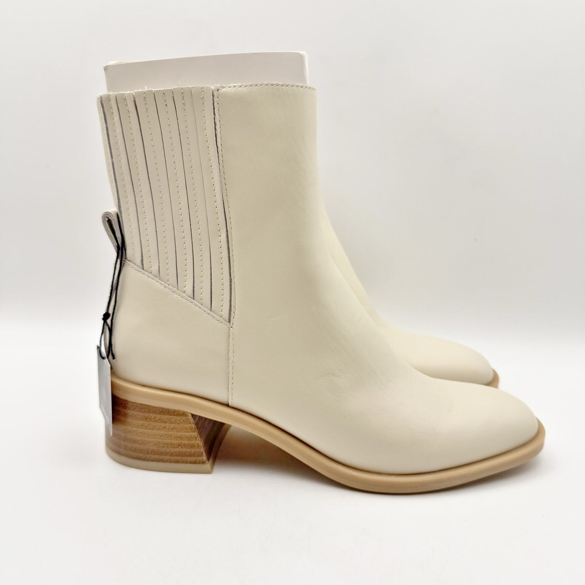 Dolce Vita Womens Linny H2O Ankle Bootie Size 6 M EU 36 Cream Ivory Leather NIB