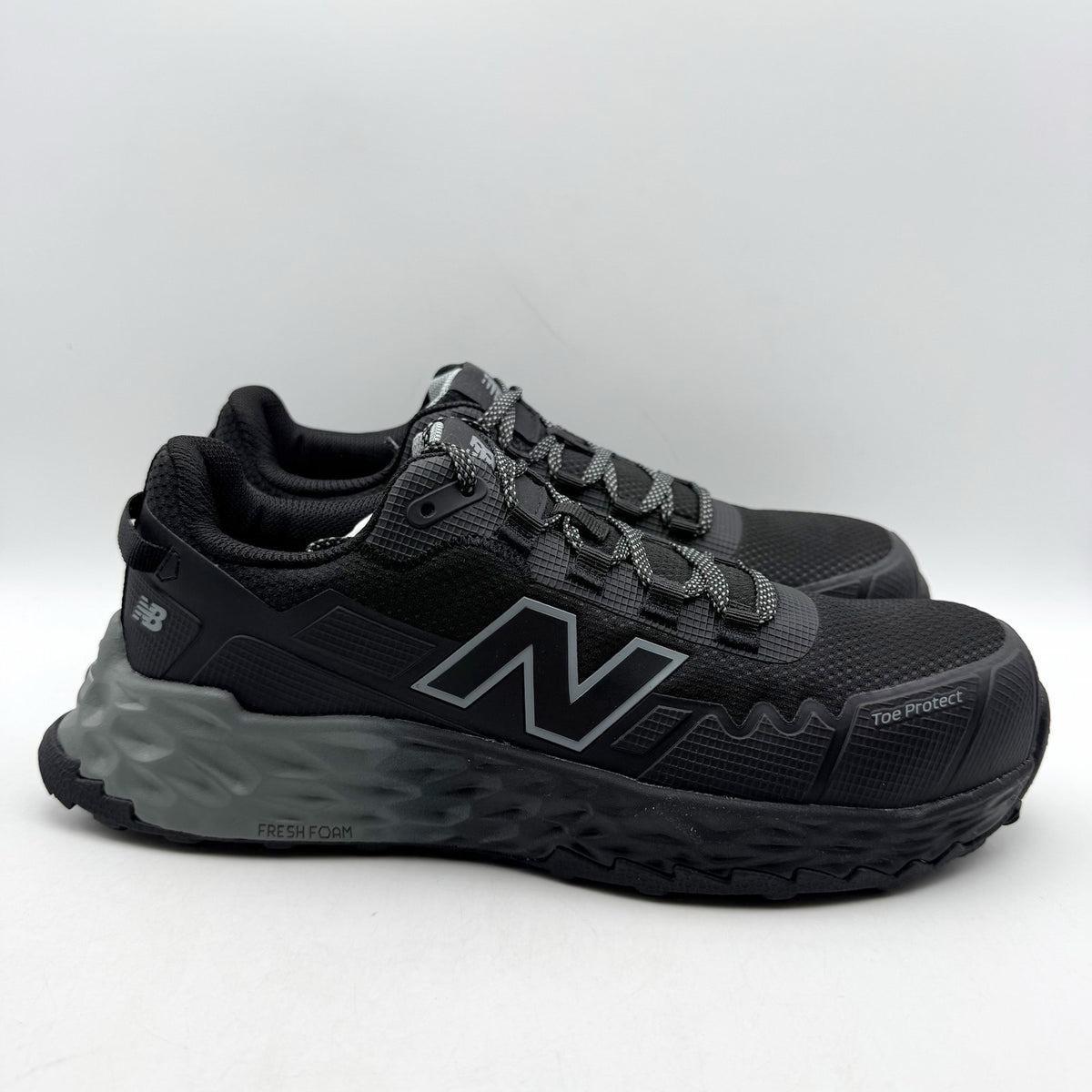 New Balance Womens Cremorne Fresh Foam Work Sneakers Size 6.5 Black CT SR NIB