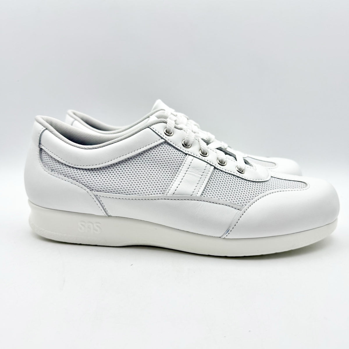 SAS Womens Free Time Comfort Walking Shoe US 9.5 Narrow EU 40 White Leather NIB
