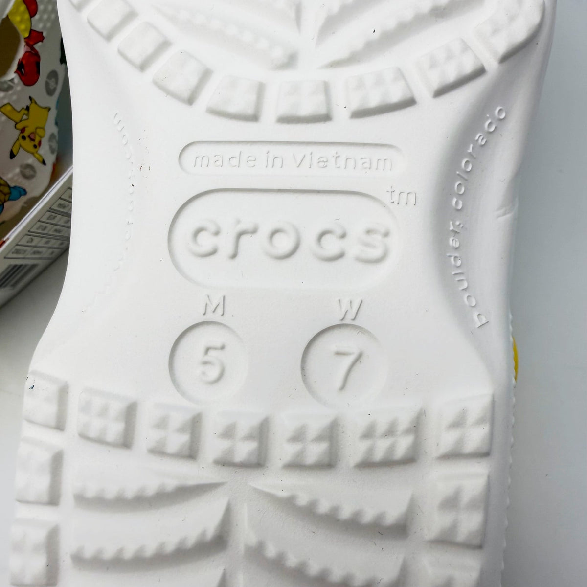 Crocs Classic Pokemon II Clogs Unisex Mens 5 Womens 7 EU 37-38 White Multi NWOT