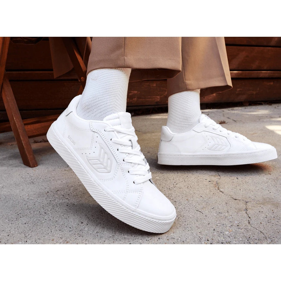 CARIUMA Womens Salvas Low Sneakers US 6.5 EU 37 White Leather NIB