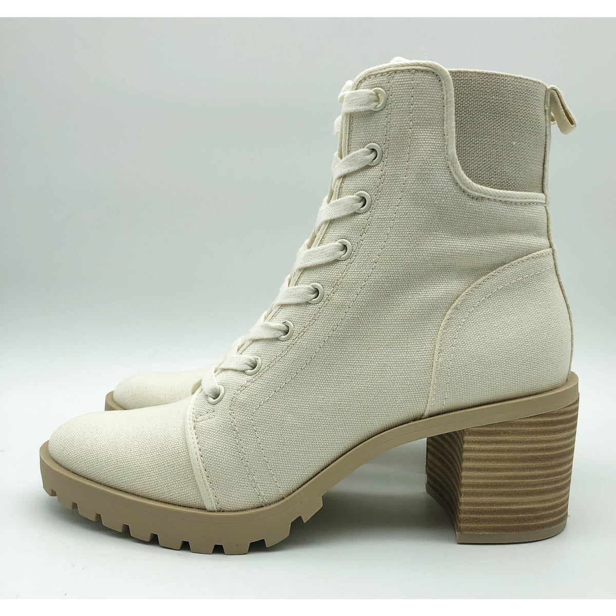 Dolce Vita Womens Combat Boots Size 8 Stacked Heel Off White Canvas NWOB