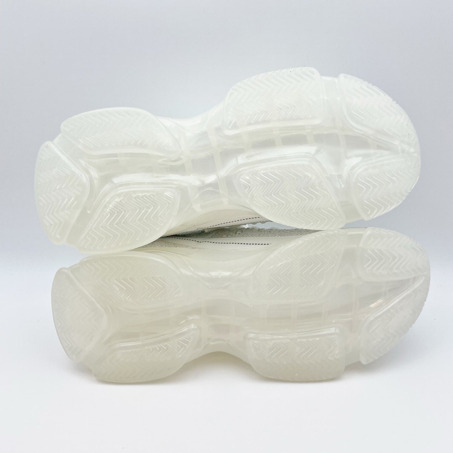 Steve Madden Women's Maxima Sneaker Size 8.5 White Rhinestone Embellished NIB