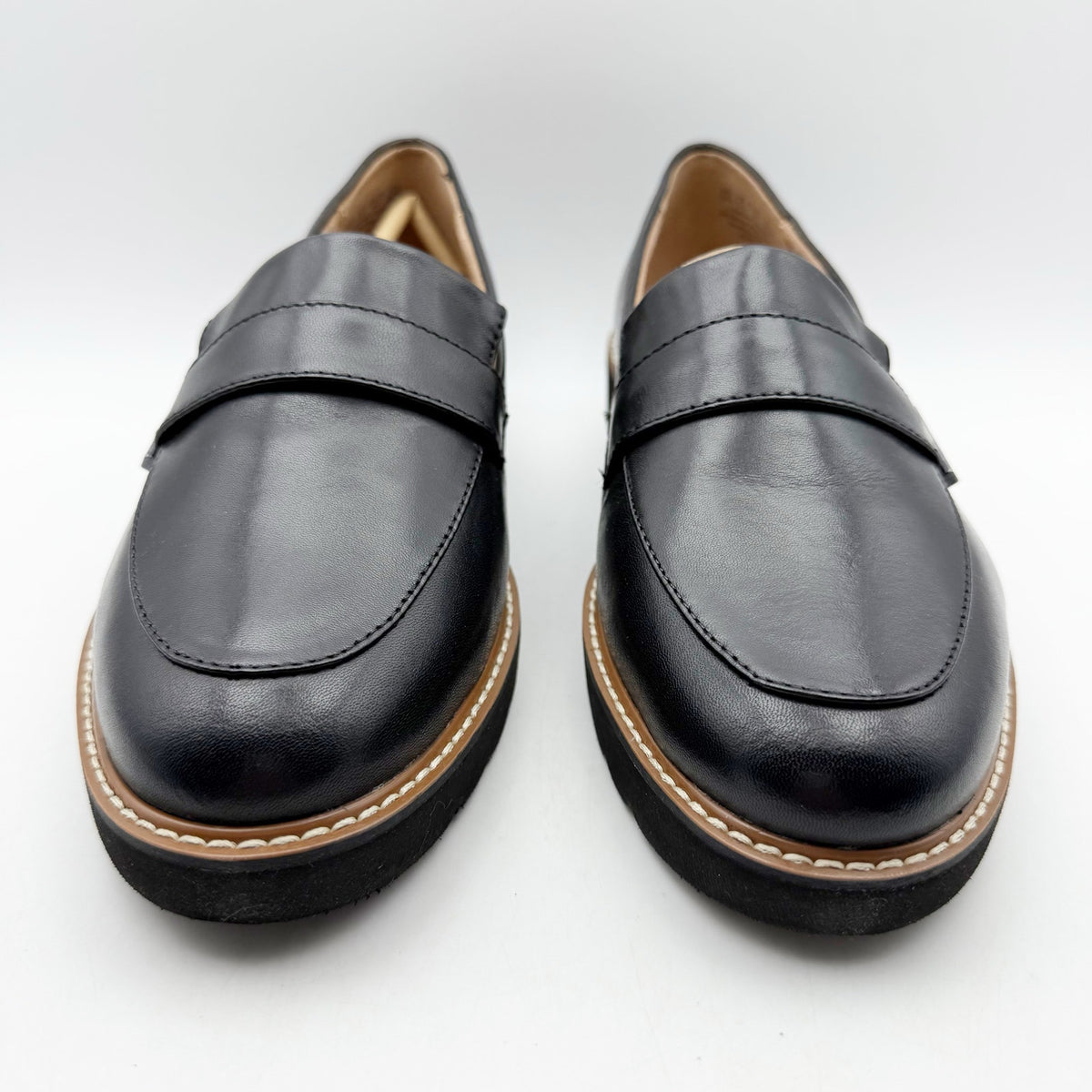 Naturalizer Womens Adiline Flat Loafers Size 8 NARROW Black Leather Slip On NIB