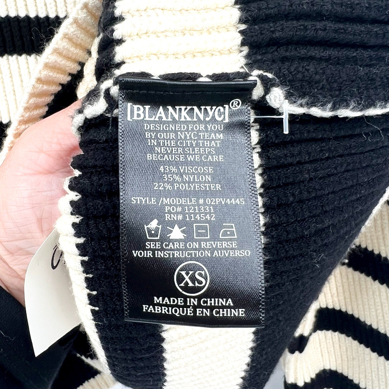 BLANKNYC Womens Turtleneck Striped Sweater XS Cream Black Peak Hour NWT