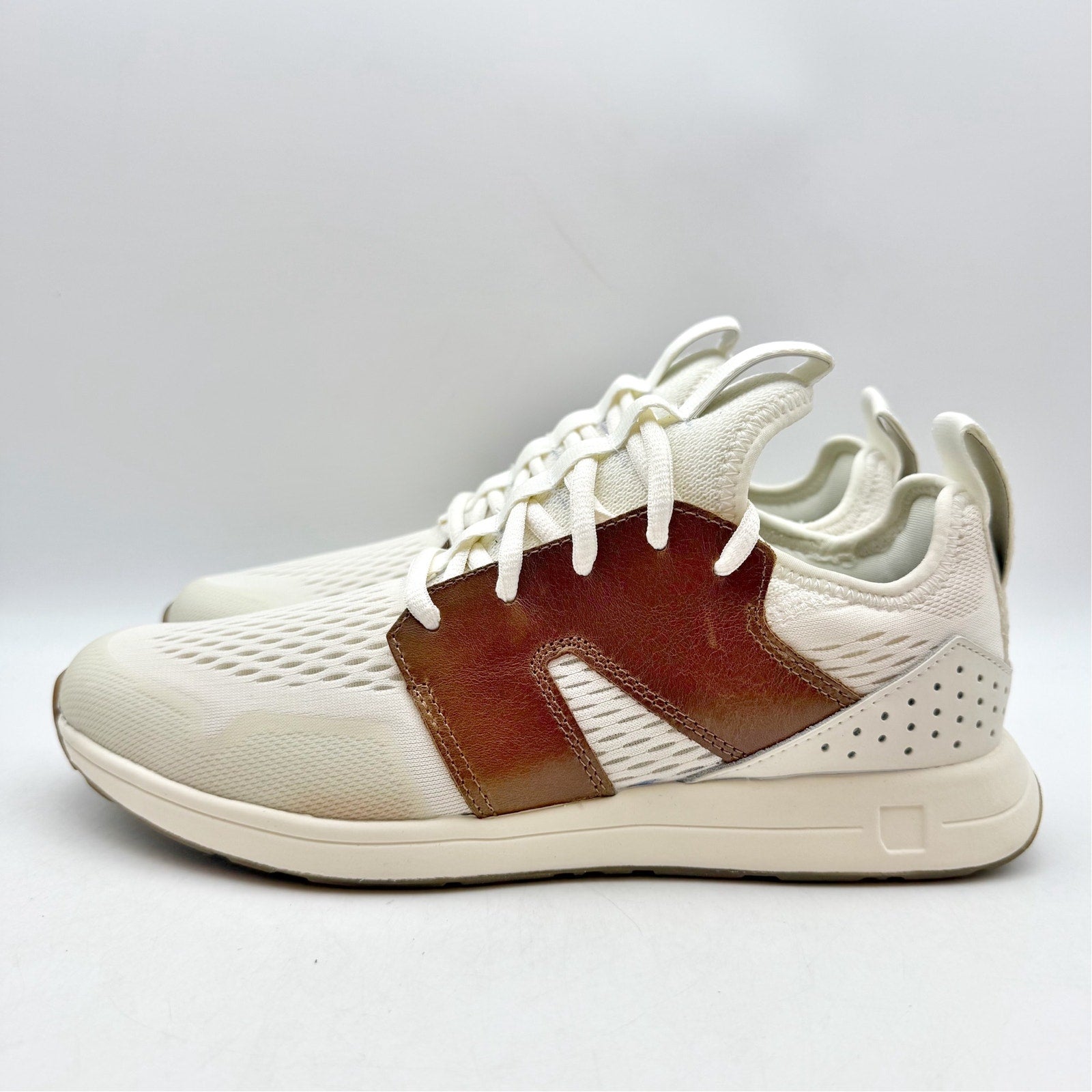 York Athletics The Frank Trainer Sneakers Womens 8.5 Mens 7 Tan White NIB