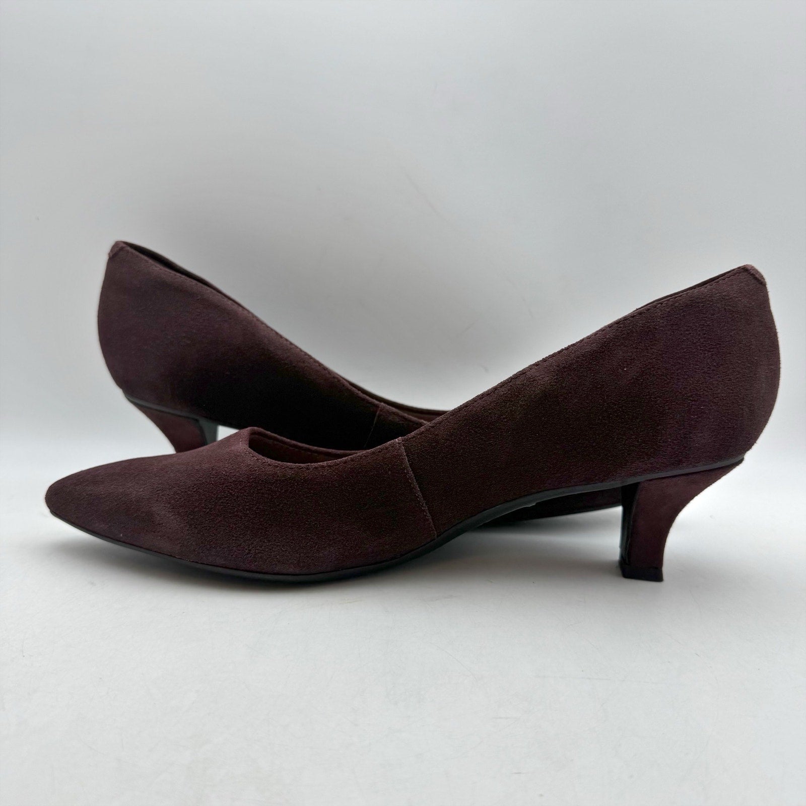 Clarks Womens Kepley Vine Pumps US 11 M Burgundy Purple Heels Suede NWOB