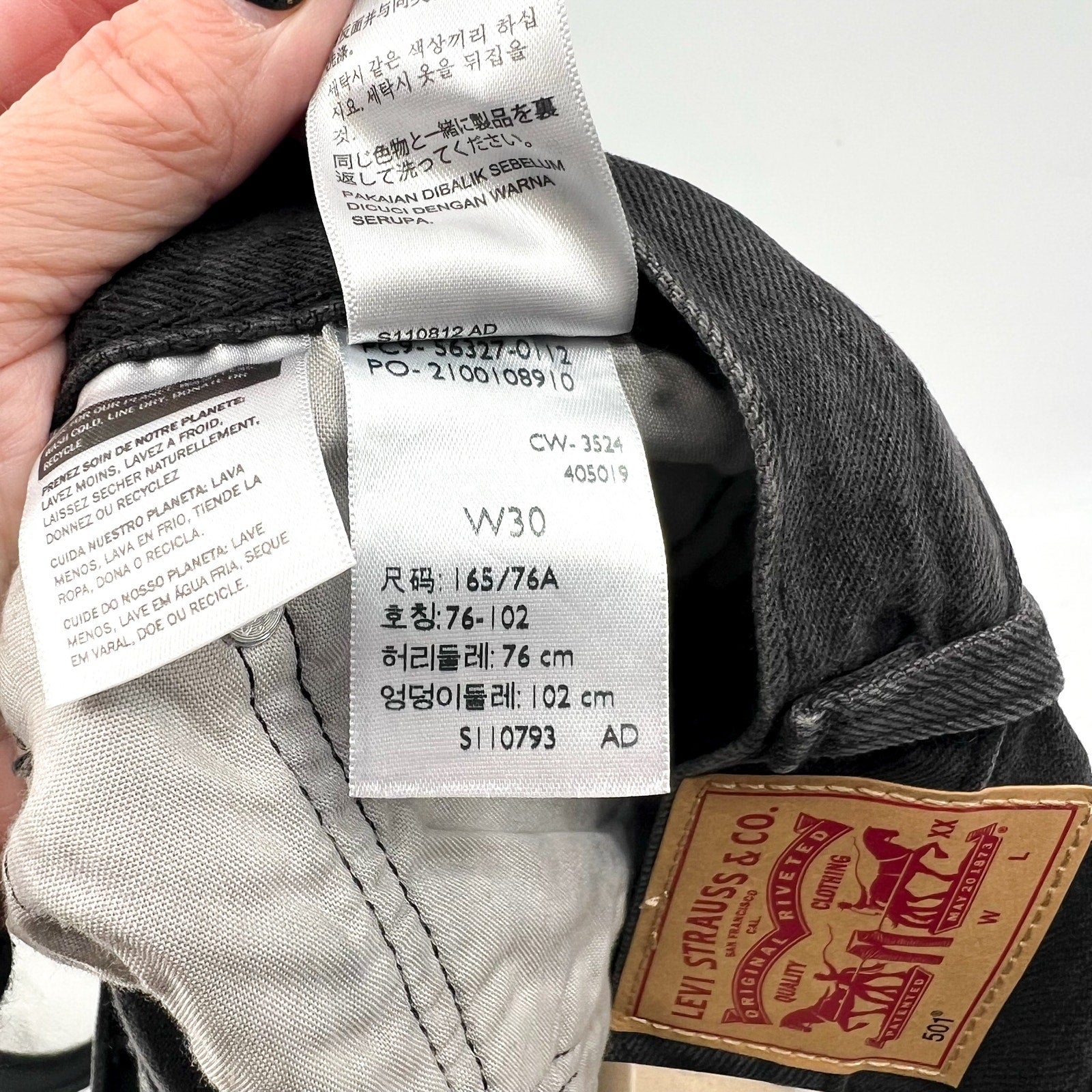 LEVIS Womens 501 Original Fit Shorts Size 30 US 10 Lunar Black 56327-0112 NWT