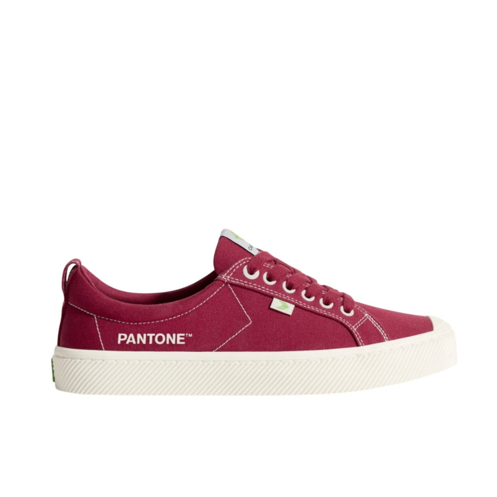 Cariuma OCA Low Canvas Sneakers Womens 9 Mens 7.5 Pantone Ruby Wine Red NIB