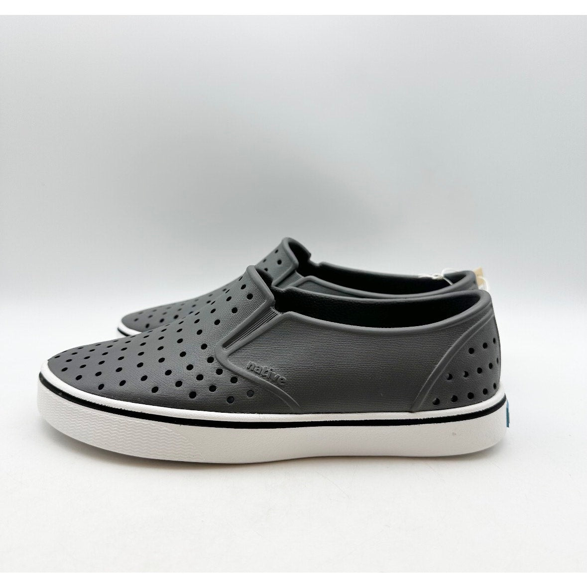 NATIVE Adult Miles Summer Sneaker Mens 5 Womens 7 Dublin Grey Shell White NWOB