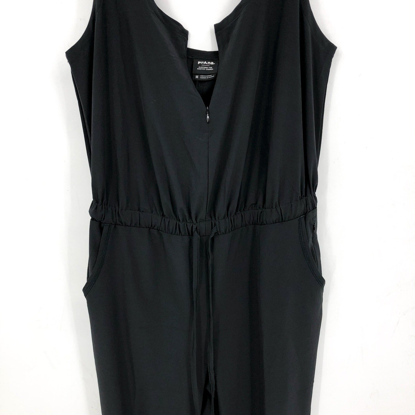 PRANA Women's Railay Jumpsuit Medium Black Sleeveless Wrinkle Resistant UPF NWT