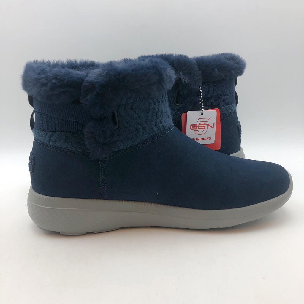 Skechers Women On-the-GO City Suede Boots 8.5 Wide Navy Blue Water Repellent NIB