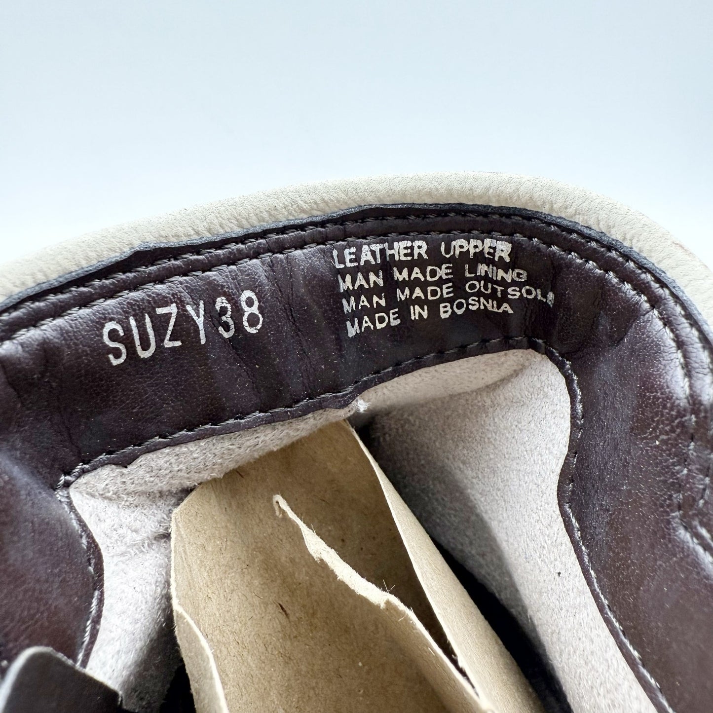 Miz Mooz Womens Suzy Ankle Bootie EU 38 US 7.5-8 Cream Leather NIB