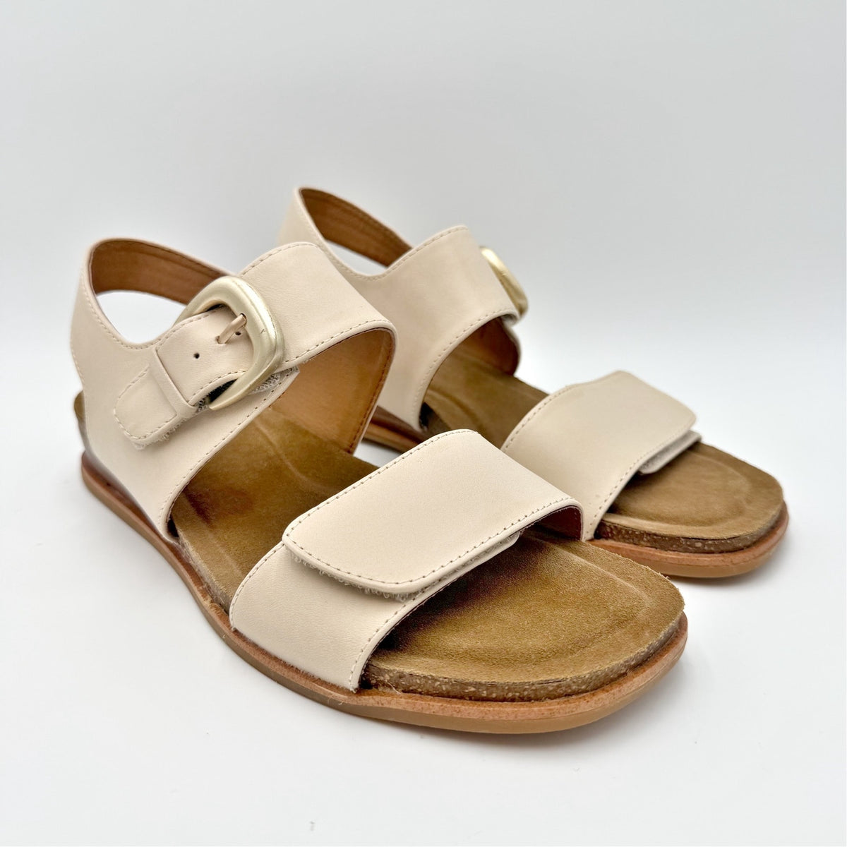 SOFFT Womens Peggie Sandals Size 9 M EU 40 Beige Leather NWOB