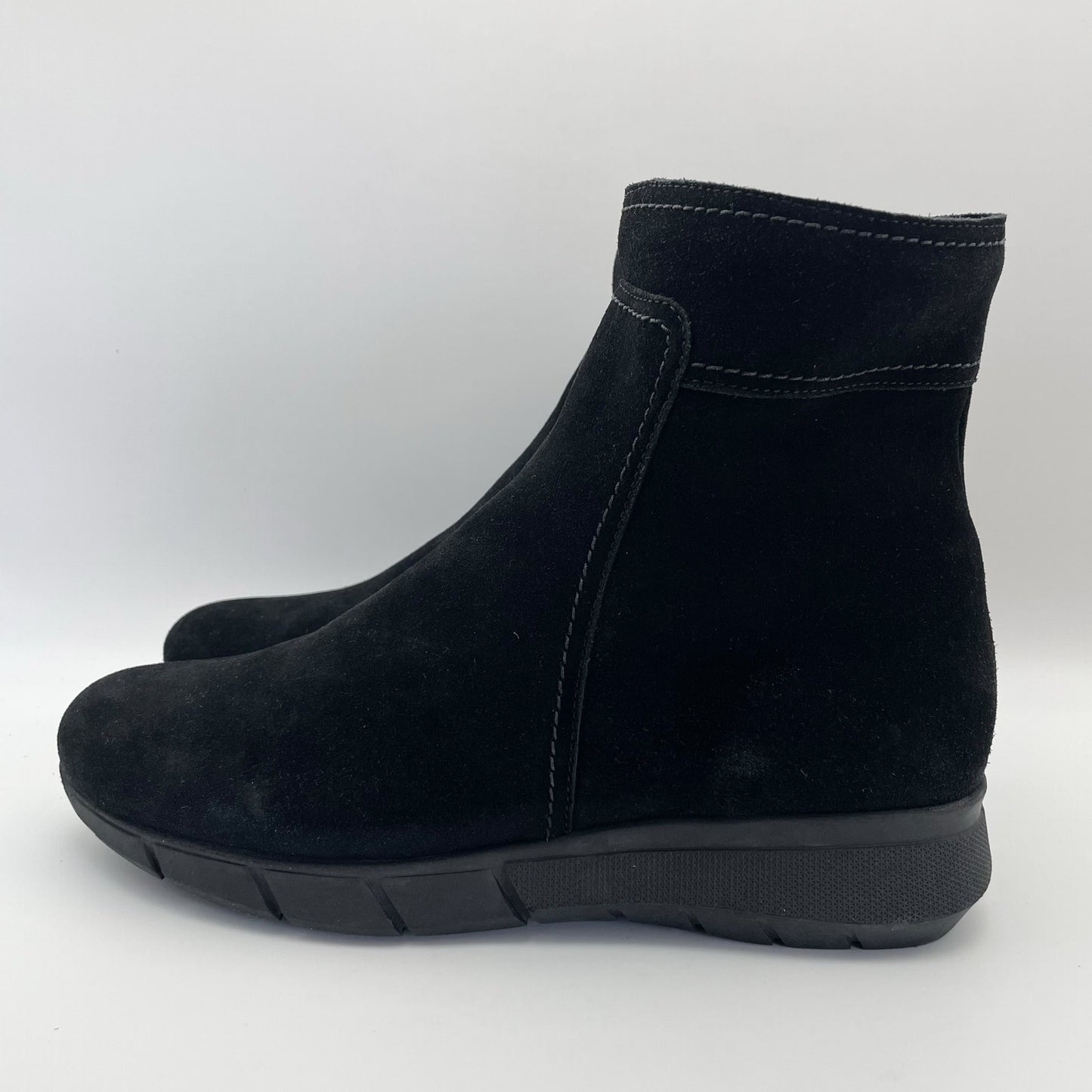 La Canadienne Womens Nadia Ankle Bootie US 10 M Black Suede Waterproof NWOB