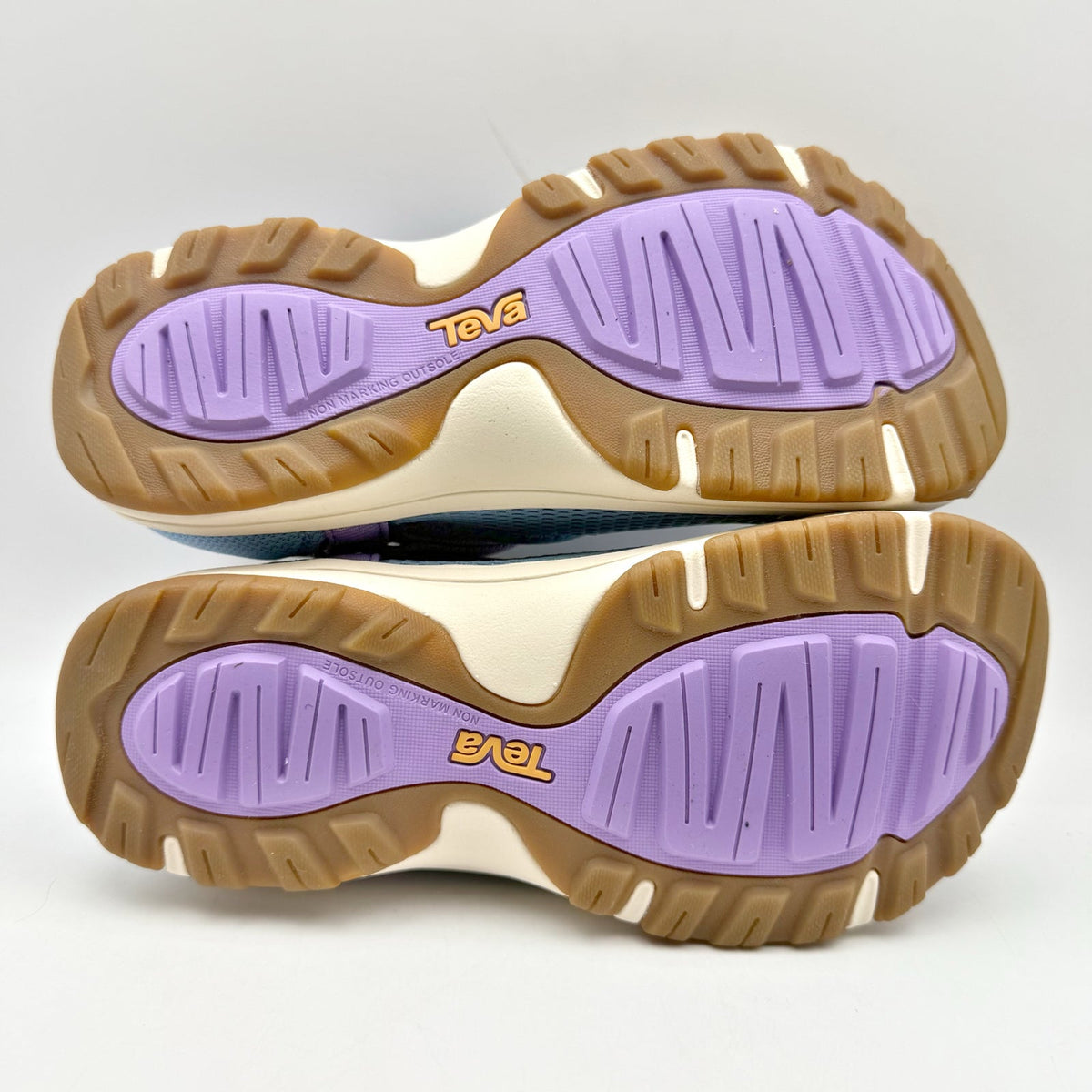 TEVA Kids Outflow Universal Closed Toe Sandals US 4 Purple Blue Water Shoes NIB