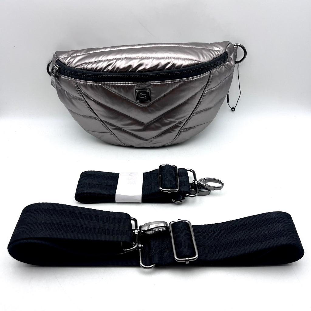 THINK ROYLN Women's Shining Star Crossbody/Belt Bag Silver Pearl Latte NWOT