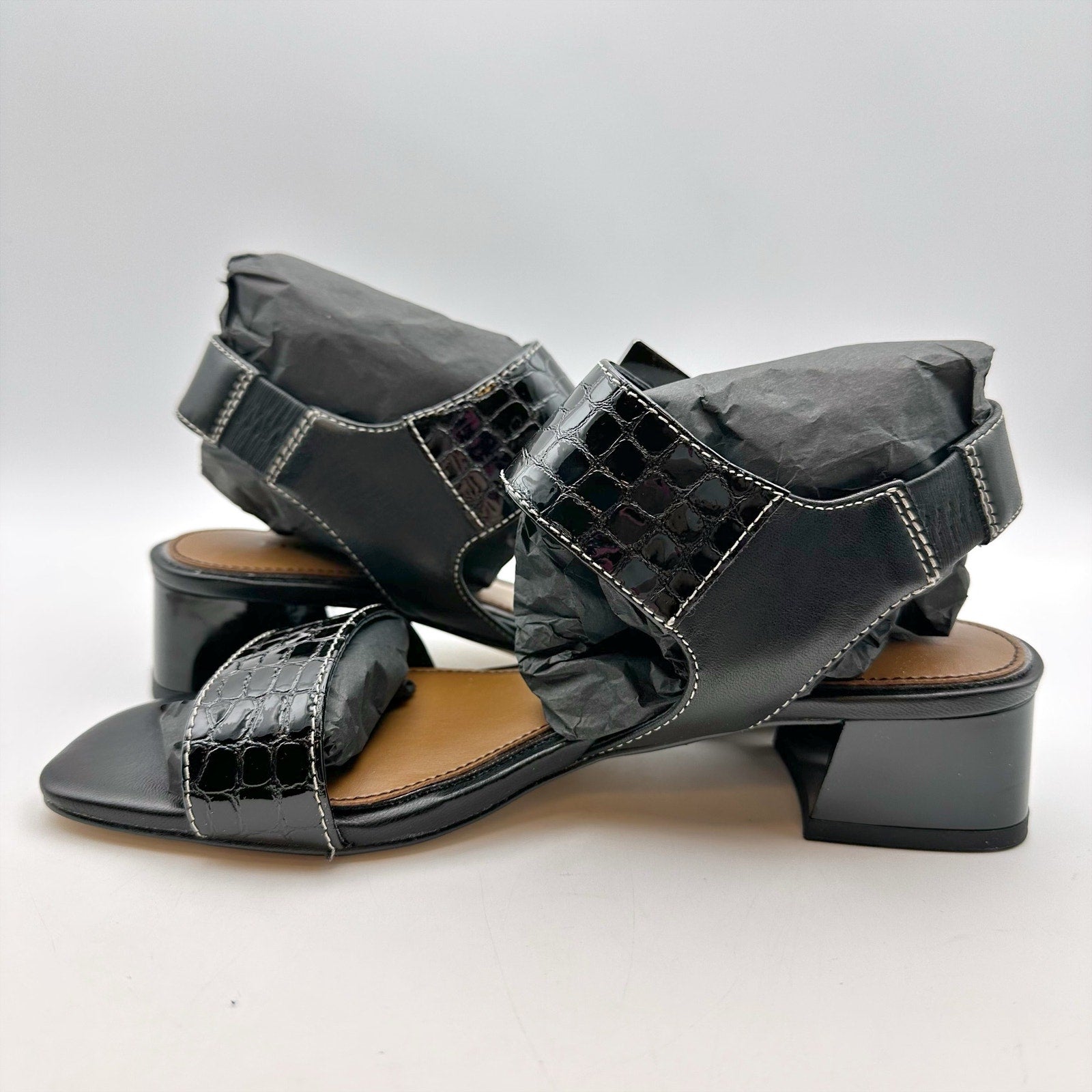 Donald Pliner Womens Vixi Heeled Sandals Size 5 M Black Patent Leather NIB