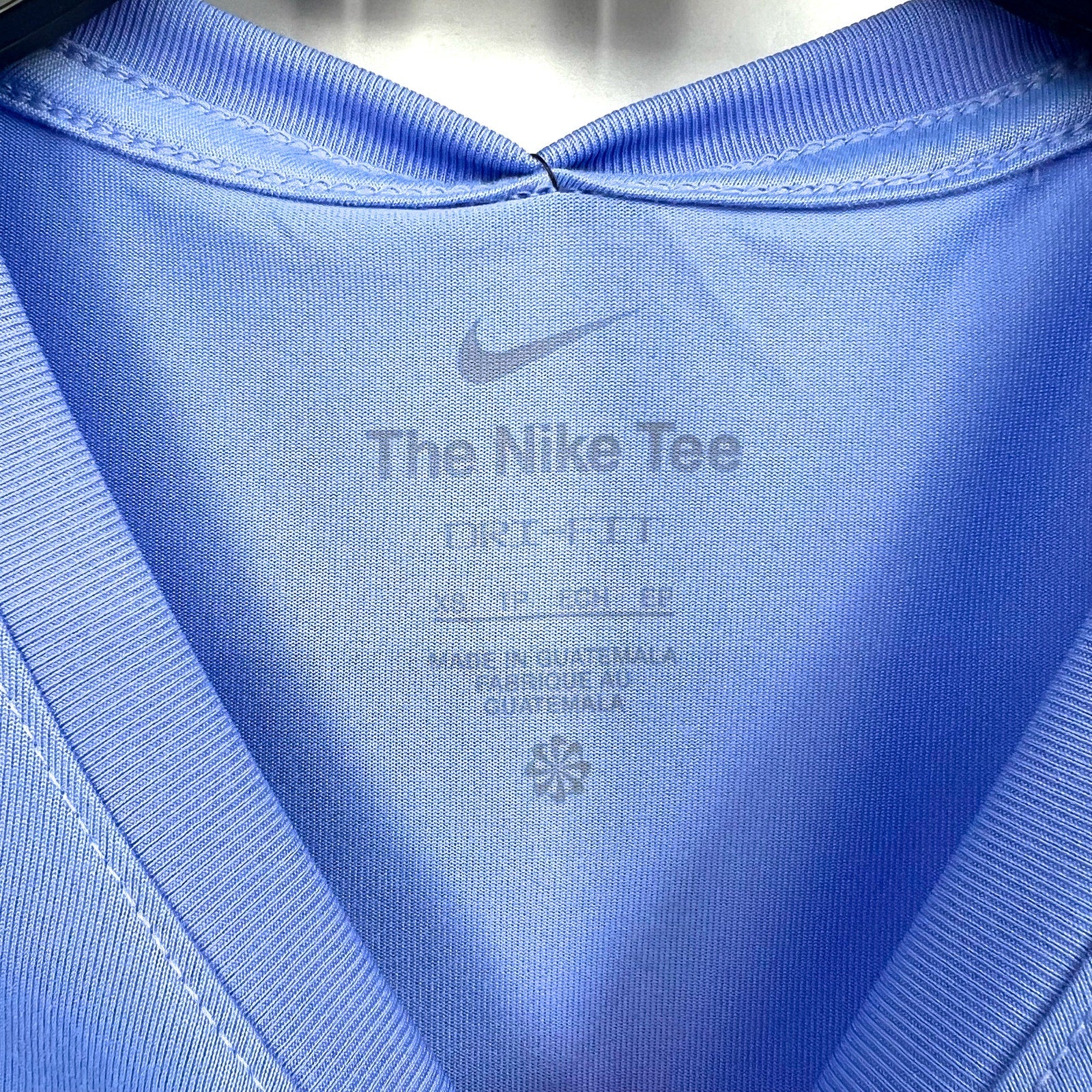 NIKE Women's Dri-FIT Legend T-Shirt XS Blue Light Sapphire Short Sleeve NWT