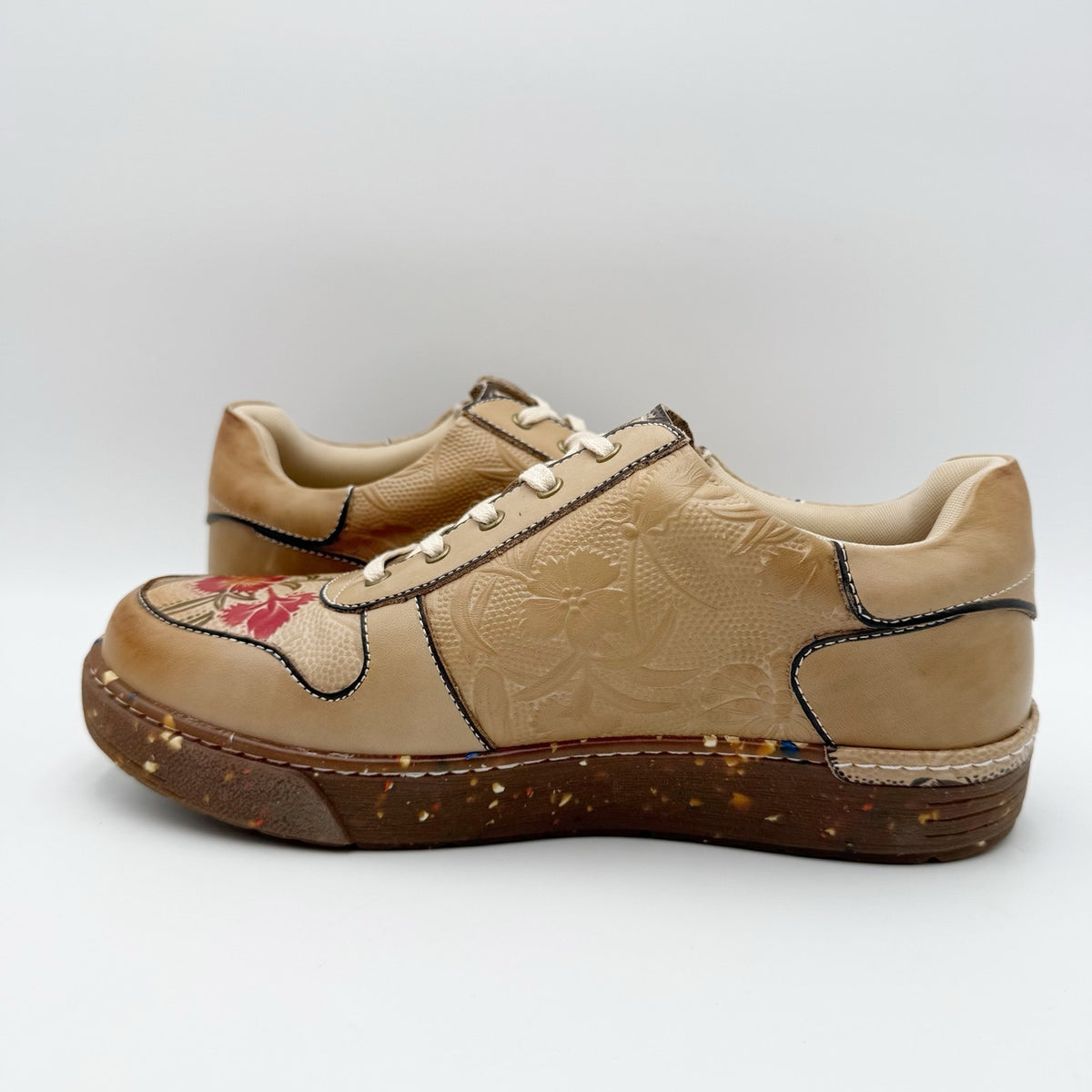 L'Artiste Womens Sincerity Sneakers EU 42 US 10.5-11 Beige Floral Leather NWOB