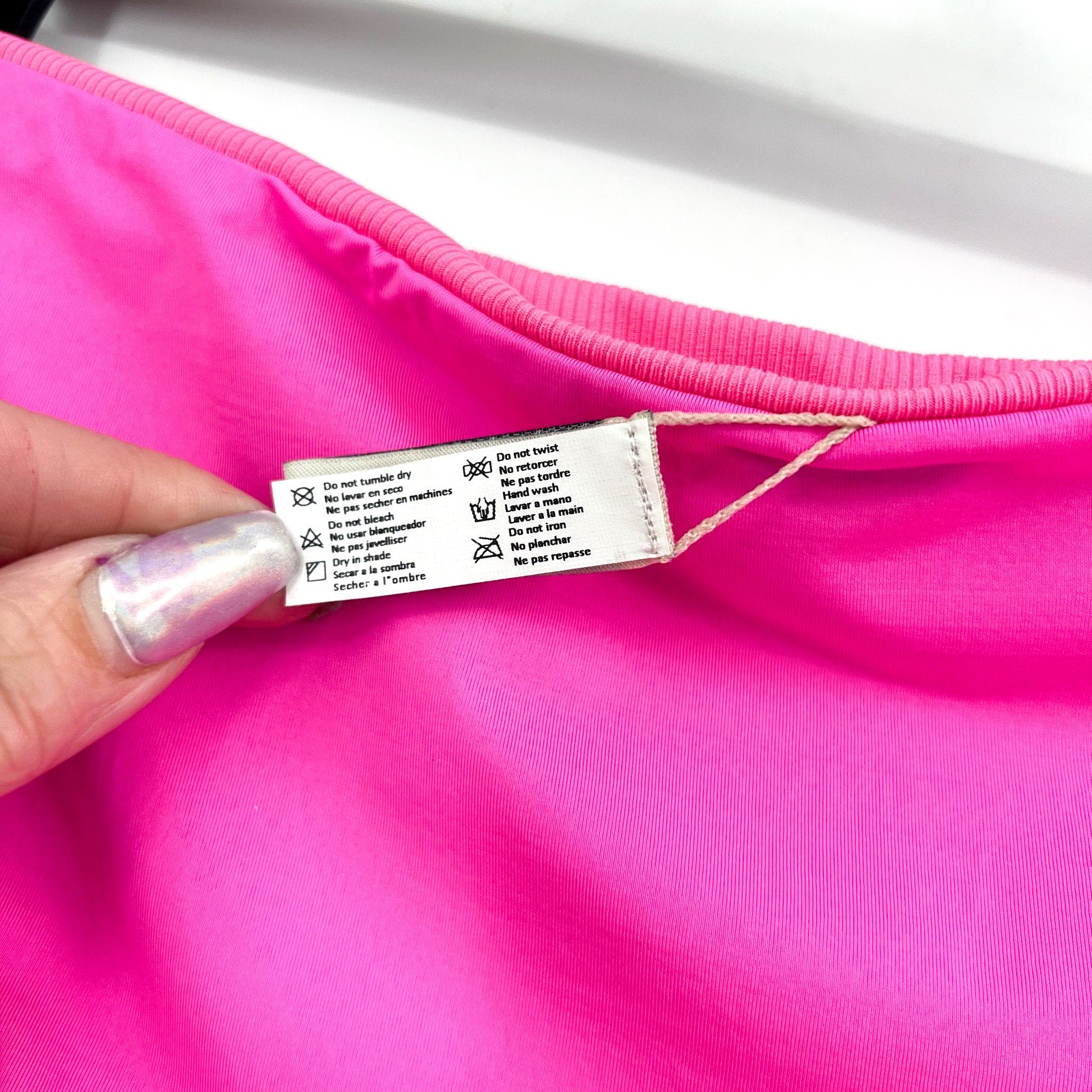 MAAJI Women's Sublimity Reversible Classic Bikini Bottom Medium Radiant Pink NWT
