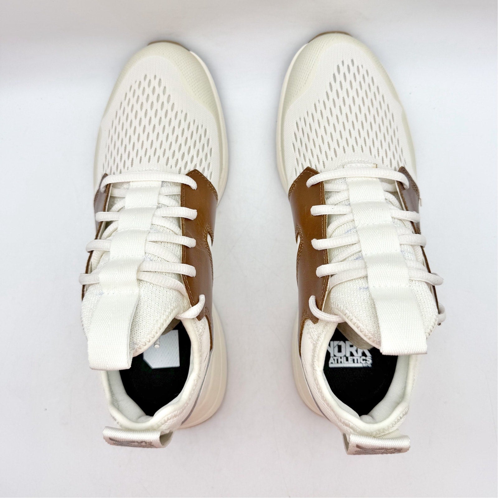York Athletics The Frank Trainer Sneakers Womens 8.5 Mens 7 Tan White NIB