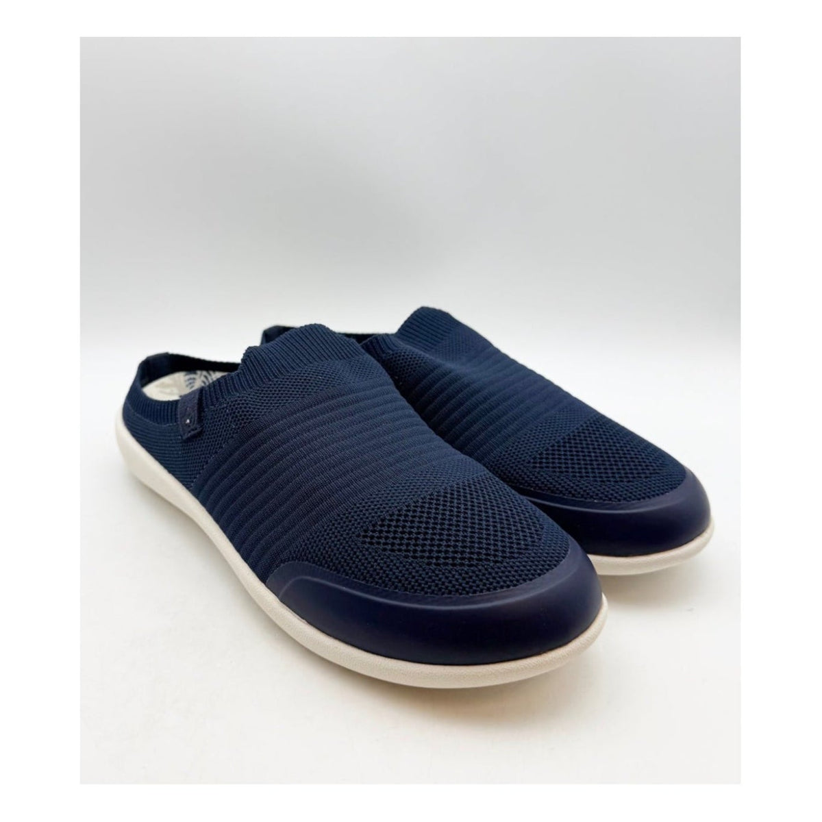 Spenco Womens Blissful Casual Slip On Shoes 8.5 WIDE Dark Navy Blue Mules NIB