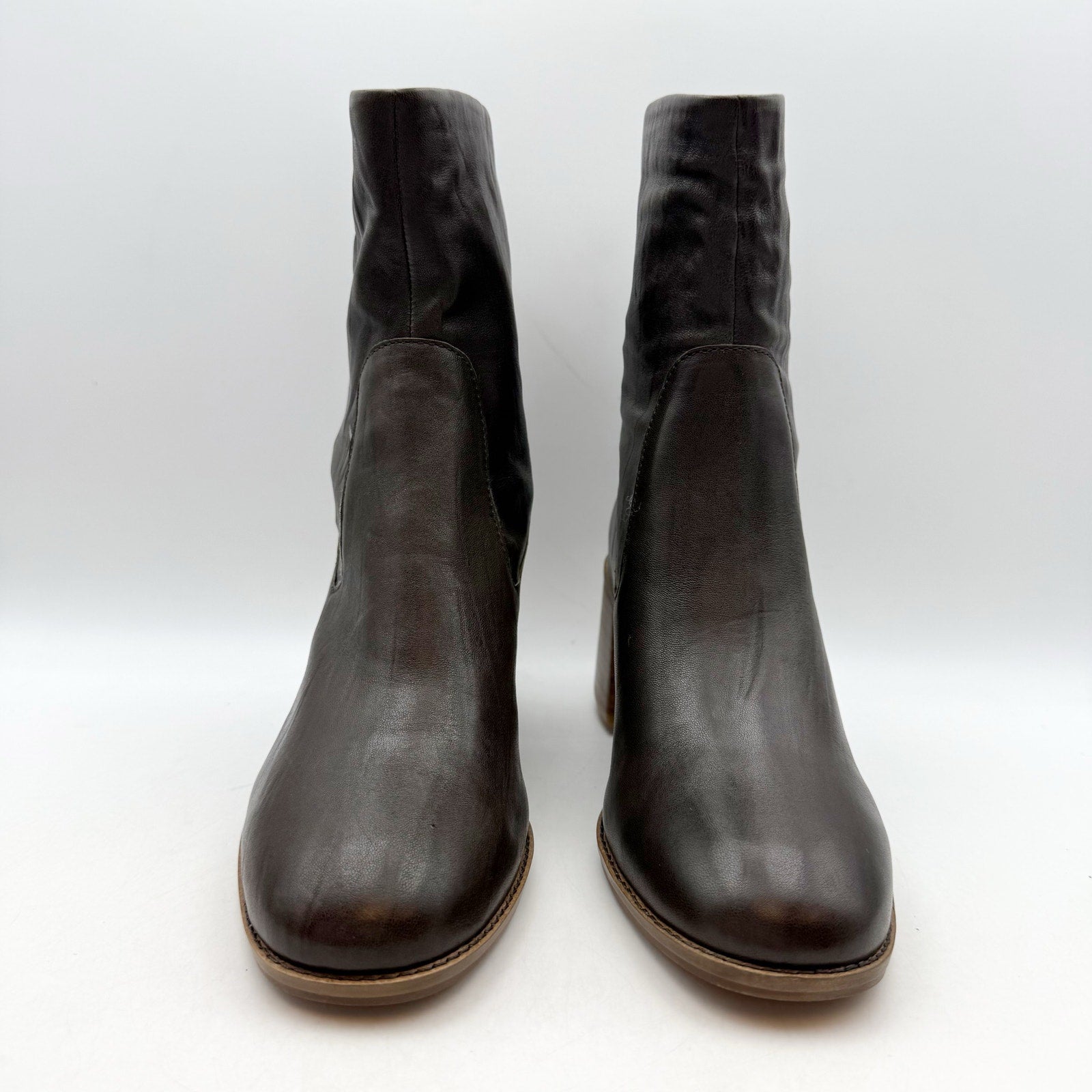Kelsi Dagger Womens Brooklyn Island Boots Size 6.5 M Brown Vegan Leather NIB