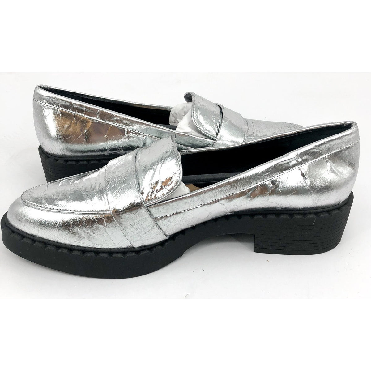 VINCE CAMUTO Womens Echika Loafer Size 8 M Silver Leather Chunky Block Heel NWOB