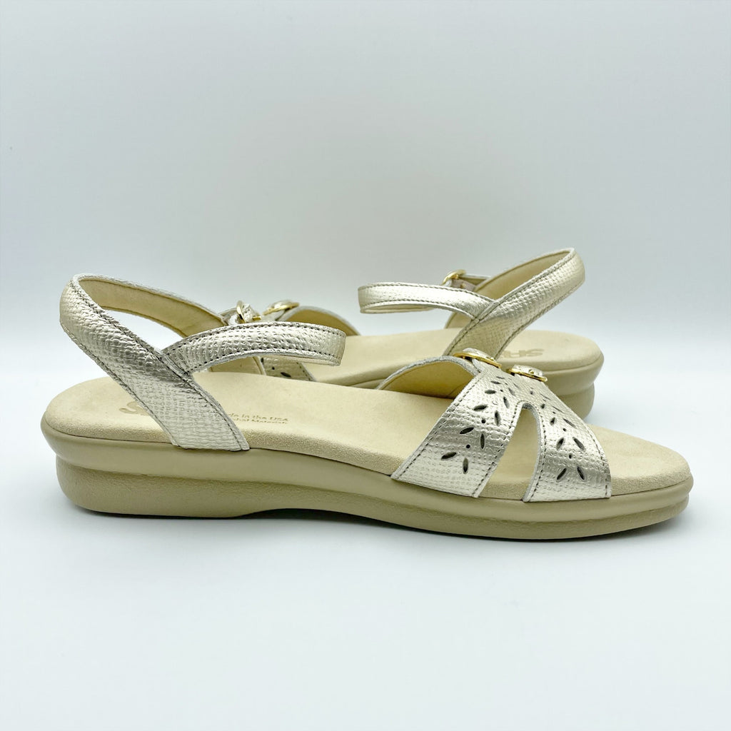 SAS Womens Duo Comfort Sandals US 9 M EU 40 Gold Suede 3-Strap Comfort NIB