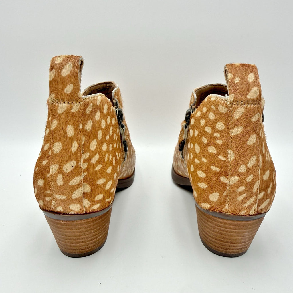 Vionic Womens Cecily Ankle Booties Size 5 EU 36 Brown Deer Print Calf Hair NWOB