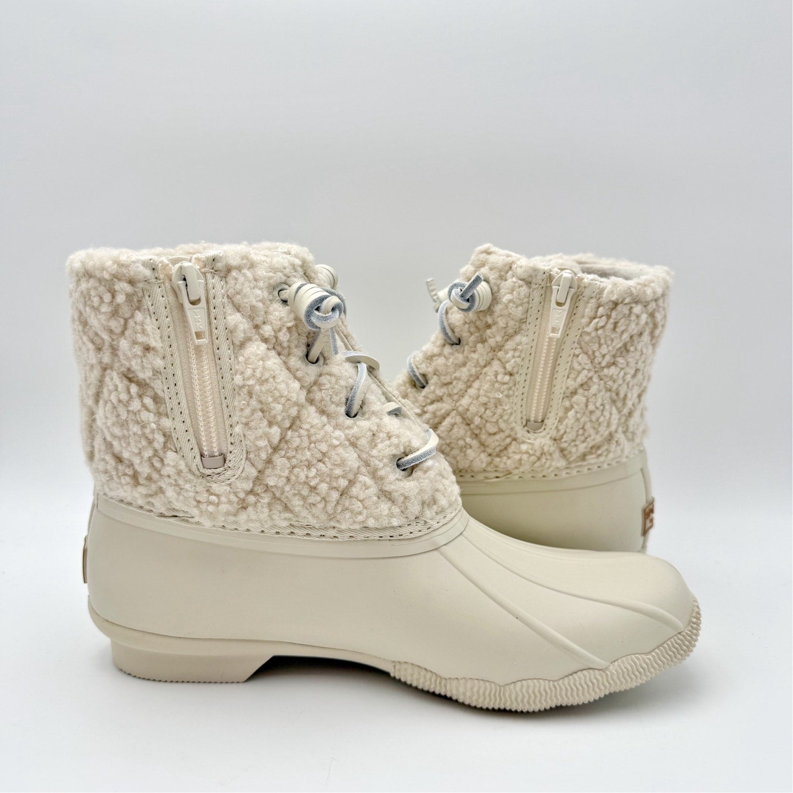 Sperry Womens Saltwater Ankle Booties US 7 EU 37.5 White Sherpa NIB