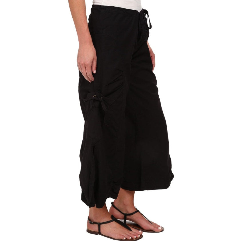 XCVI Women's Cargo Gaucho Crop Pants Medium Black Lagenlook Flare Wide Leg NWT
