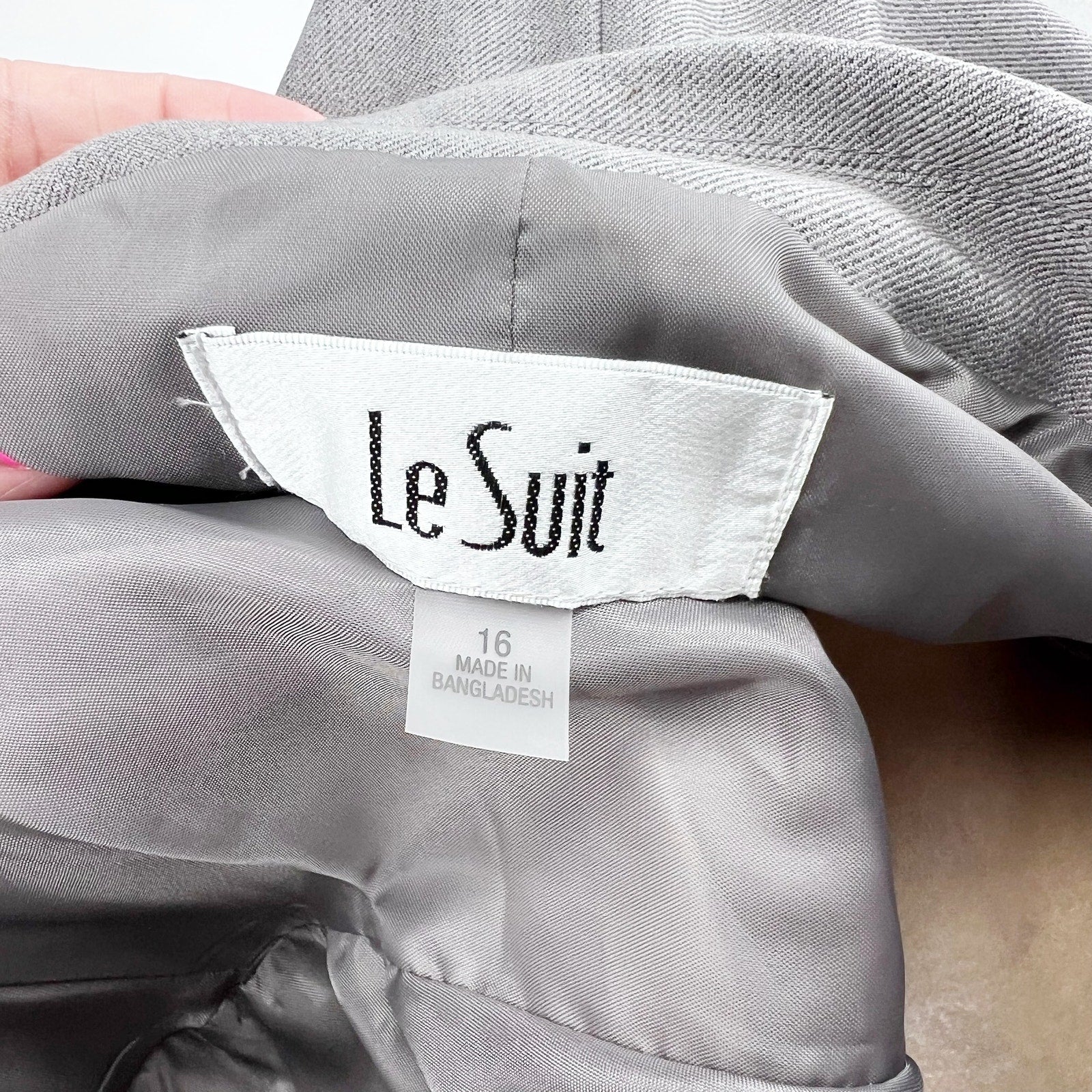 LE SUIT Women's Two Button Blazer Jacket Size 16 Gray Professional Business NWT