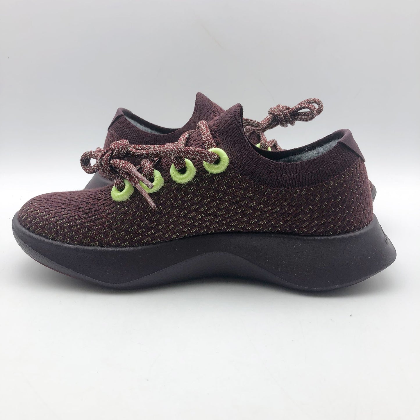 AllBirds Women's Tree Dasher 1 Sneaker Size 5 Ascend Dark Red NWB