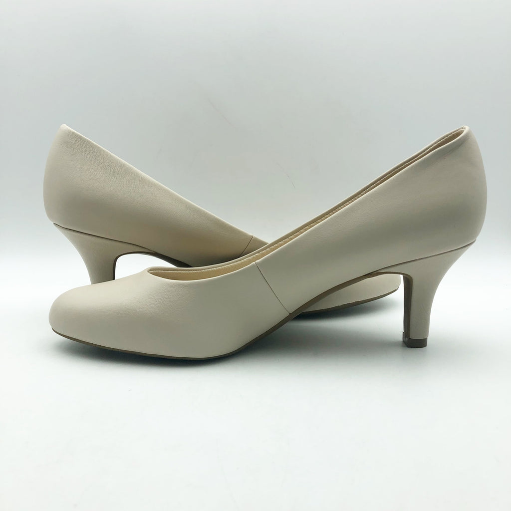 LifeStride Womens Parigi Pumps US 11 WIDE EU 42 Cream Almond Milk Heels NIB