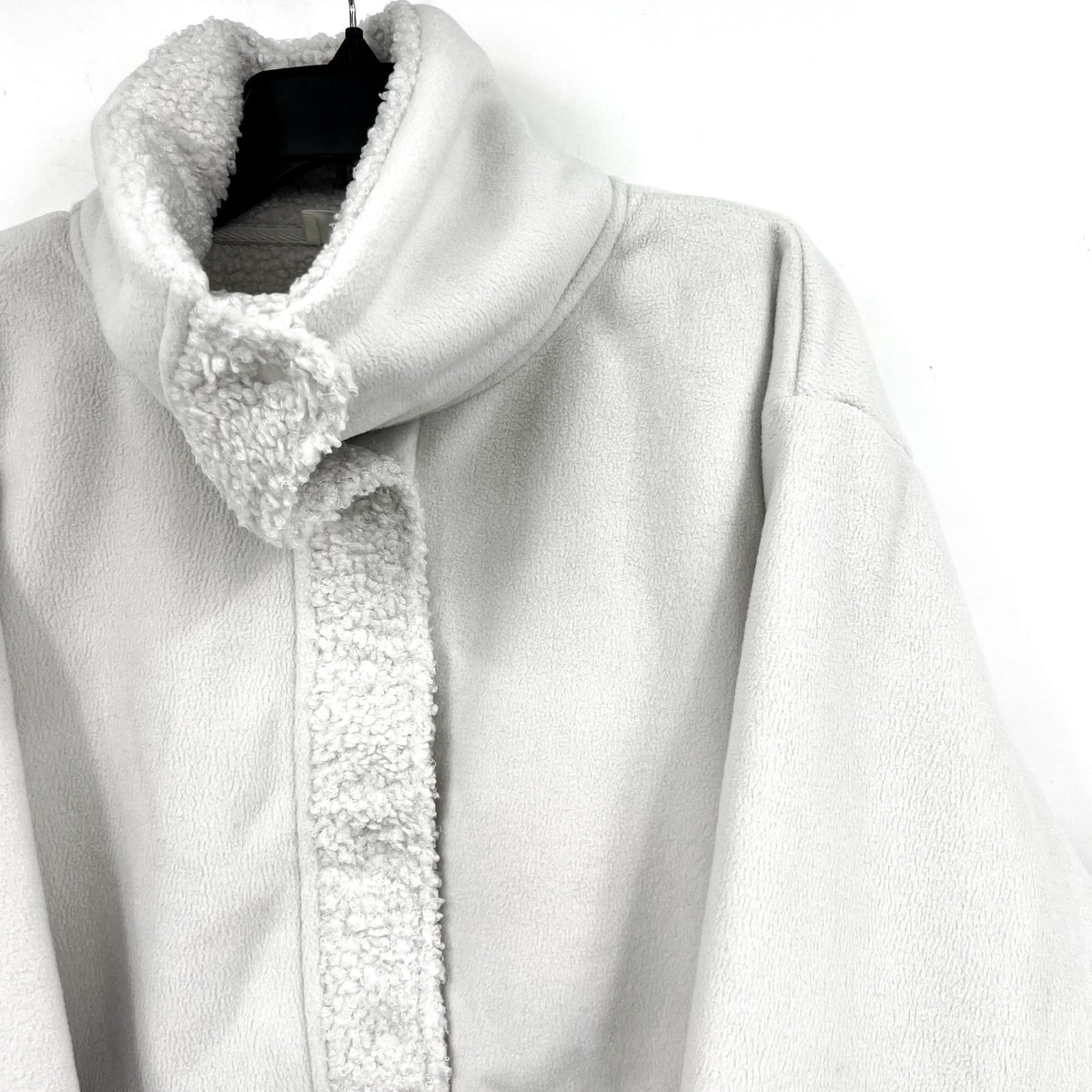Splendid Womens Sienna Teddy Jacket Size XS Light Grey Pullover NWT