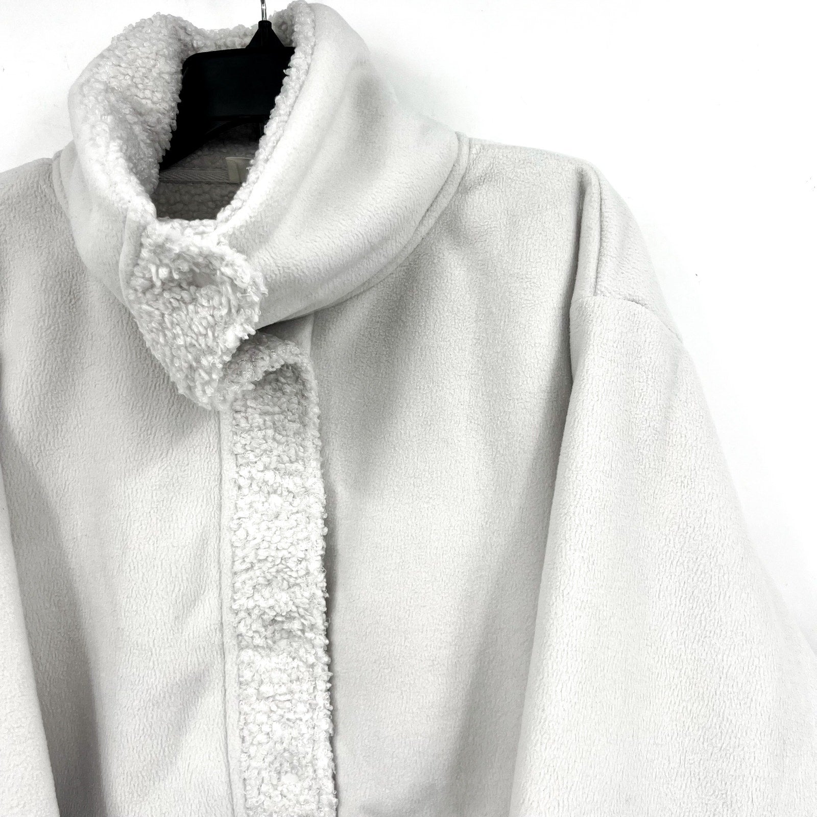 Splendid Womens Sienna Teddy Jacket Size XS Light Grey Pullover NWT